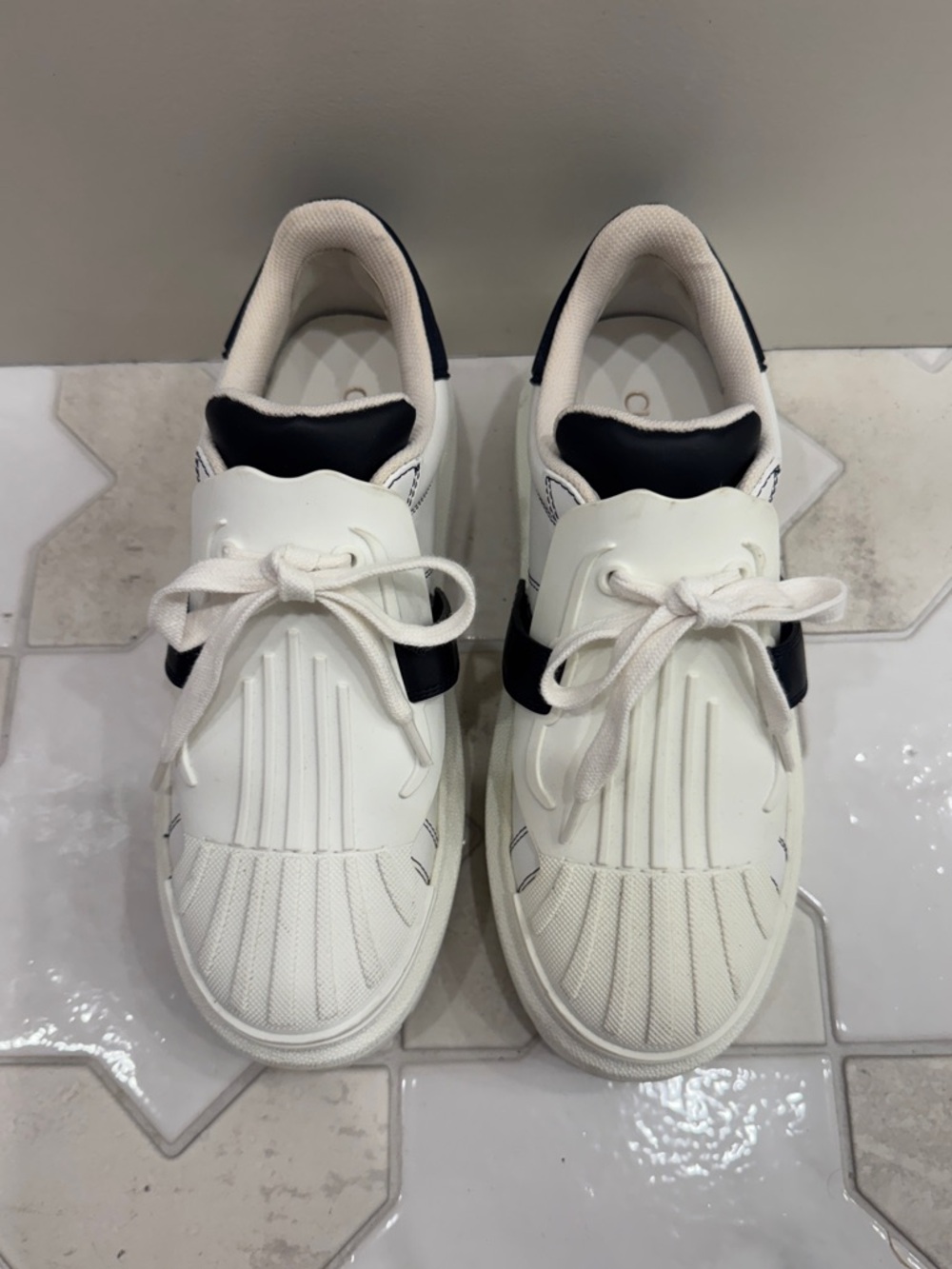 Christian DIOR-ID Calf Skin Leather Sneakers - Size 38 - Picture 5 of 8